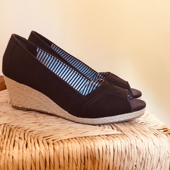 Sonoma Shoes - Black Espadrilles by Sonoma Lifestyle